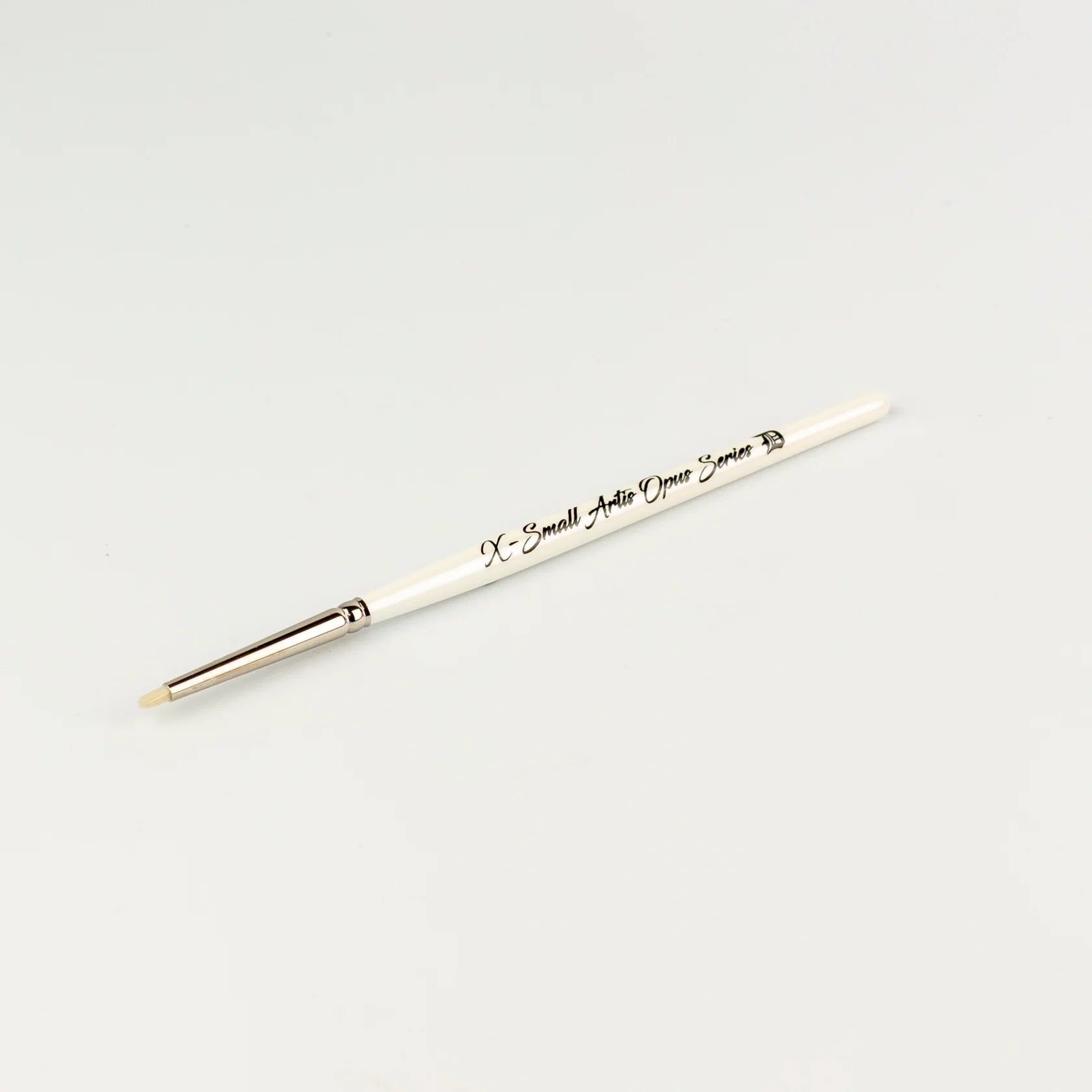 Artis opus series D x-small brush